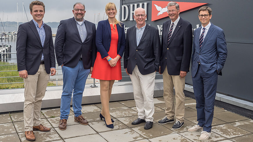 v.L.: Hans-Christoph Stolleis, Joachim Köppelmann, Ulrike Keltsch, Dr. Christoph Hasche, Dr. Stephan-Andreas Kaulvers, Morten Fischer; Foto: Georg Hilgemann Verwaltungsrat des DHH; v.L.: Hans-Christoph Stolleis, Joachim Köppelmann, Ulrike Keltsch, Dr. Christoph Hasche, Dr. Stephan-Andreas Kaulvers, Morten Fischer