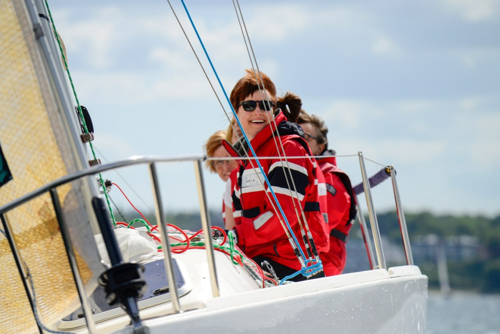 lady sailing week-frauen crew-fortgeschritten-j80-min