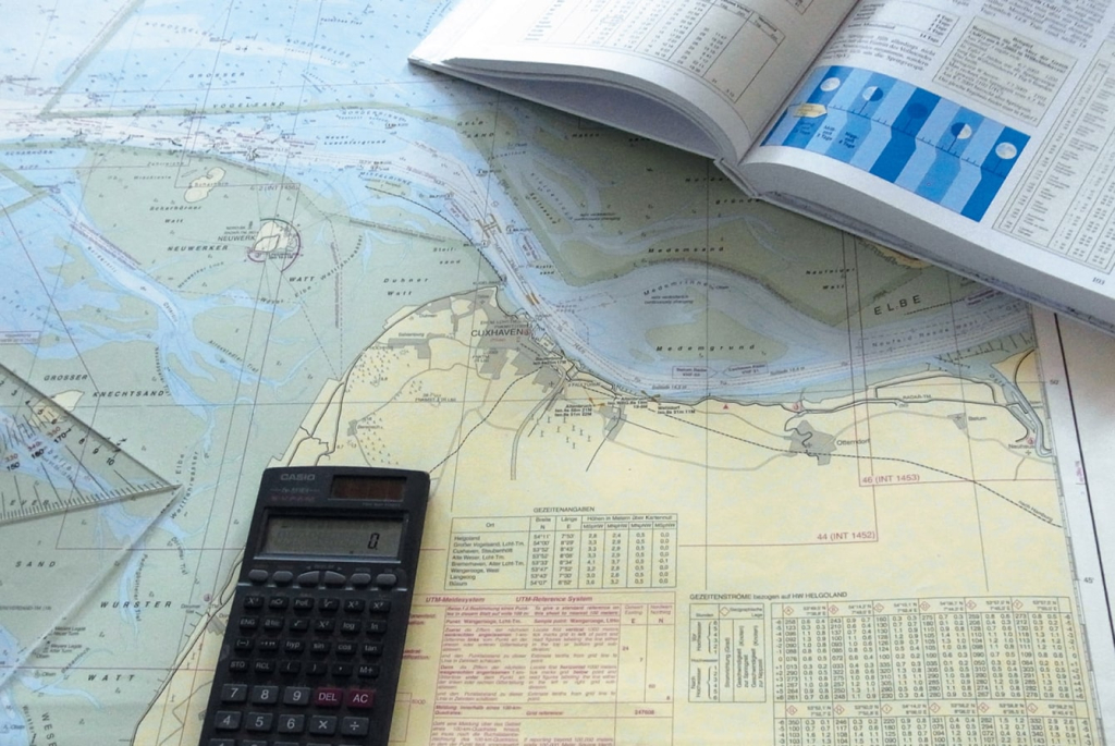 sss-thoerie-buch-karten-dreickeck-min