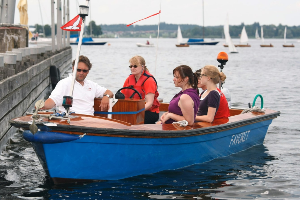 sbf-see-motorboot-kurs-dhh-min